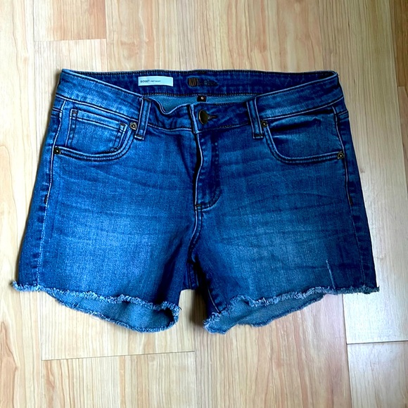 Kut from the Kloth Pants - Kut From The Kloth Gidget Denim Jean Shorts Size 6